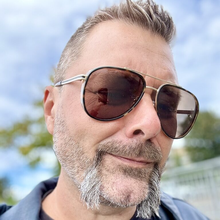 Eric	Gundersen